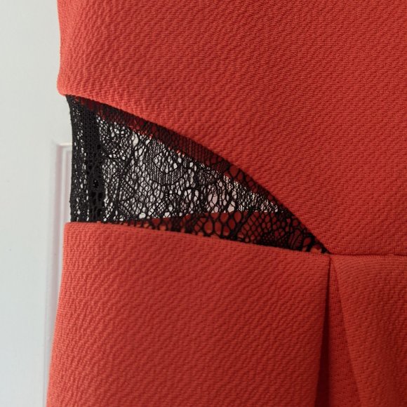 {tl} The Letter Capsleeve Midi Dress with Cutouts - Picture 4 of 5